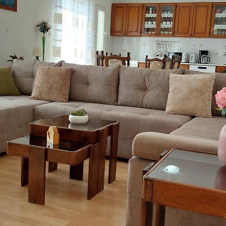 Apartmani Sladana Kampor エクステリア 写真
