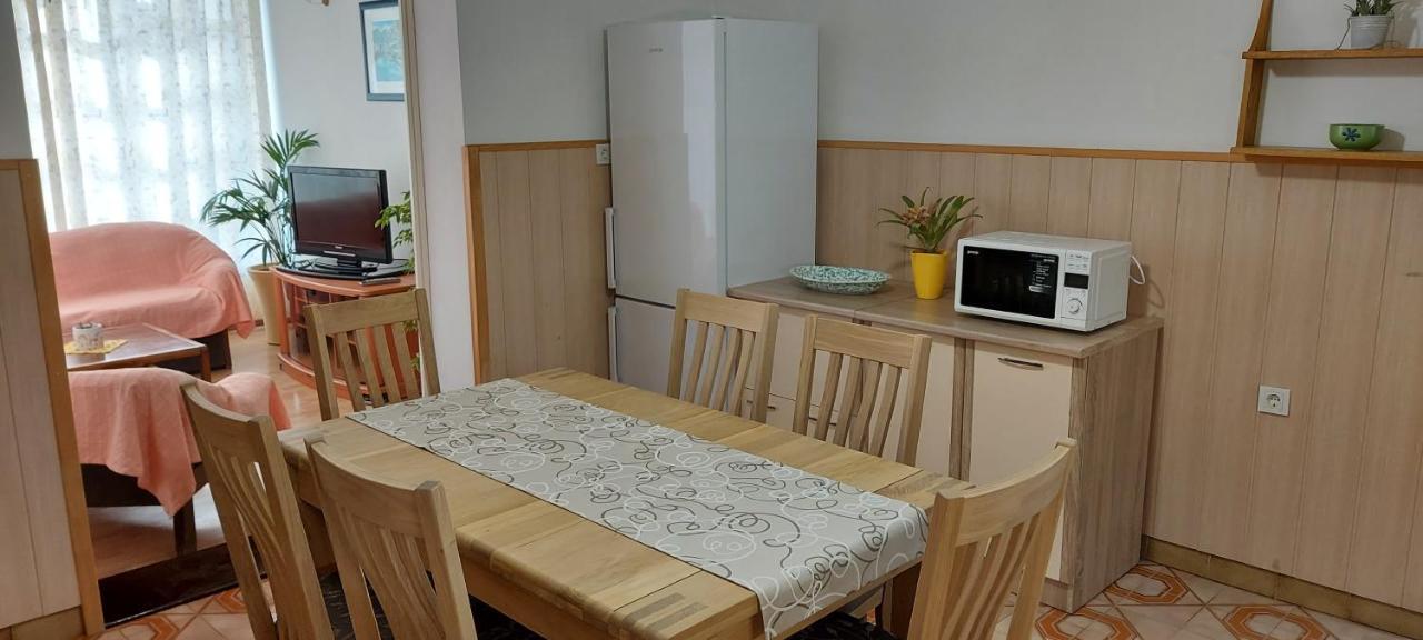 Apartmani Sladana Kampor エクステリア 写真